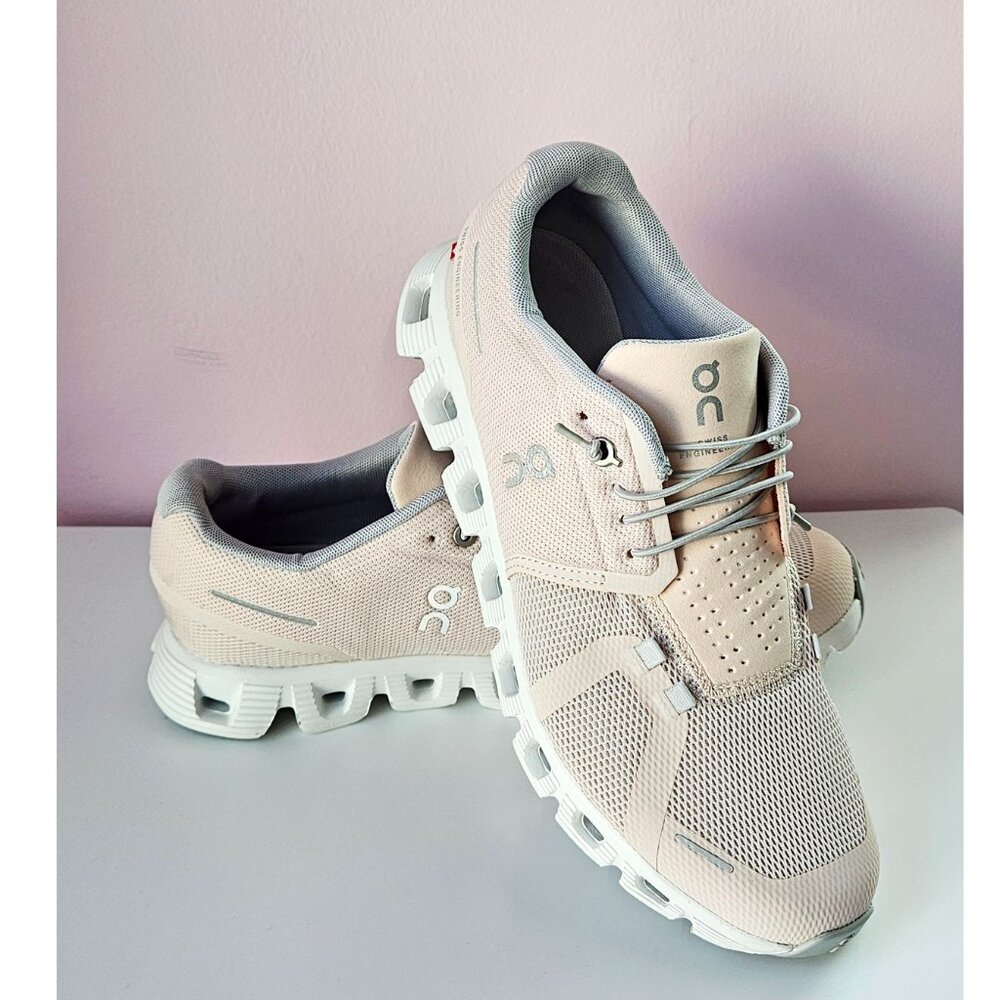 On Running Cloud 5 Sneakers - Picture 3 of 7